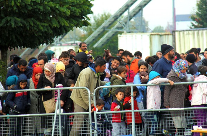 Flüchtlingsquartier Langauen: Asyl- und Zuwanderungsstopp würde uns Diskussionen um Asylquartiere ersparen!