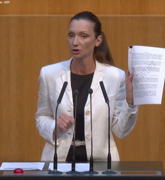 „Brandgefährliche Lüge“ und teure Symbolpolitik: Teure Afrika-Strategie beschlossen!