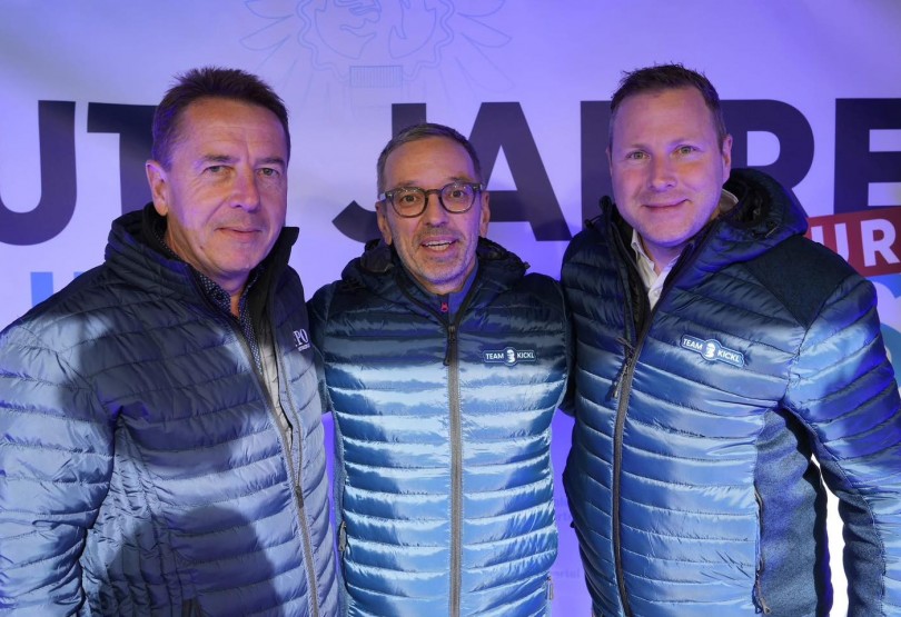 GUTE JAHRE NUR MIT UNS-Tour mit Herbert Kickl in Gmünd