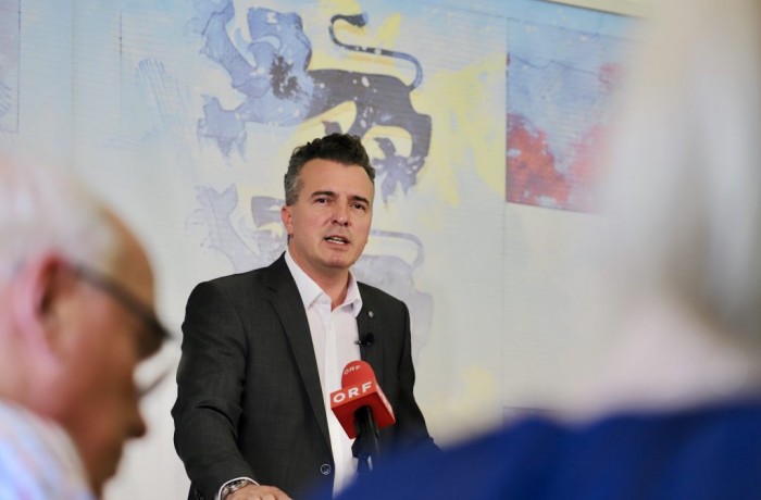 Statt Steuererhöhungspläne zu wälzen, muss SPÖ-Landeshauptmann Peter Kaiser endlich Maßnahmen für Kärnten ergreifen