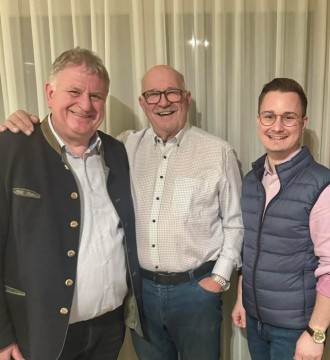 Unser treuer Wegbegleiter Ernst Offenbeck feiert seinen 8️⃣0️⃣