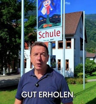 Schöne Sommerferien ☀️⛱️🍉 Bildung ist sehr wichtig für euer Leben, aber Erholung genauso, deshalb genießt eure freie Zeit und ta...